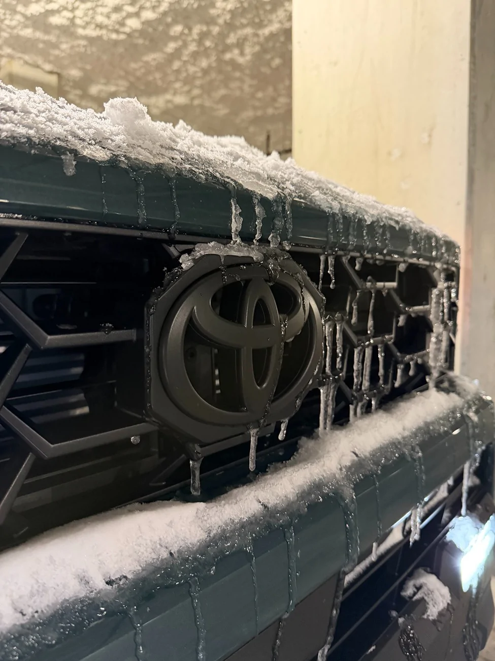 2025 4runner 6th gen Absolutely loving the 6th gen in the snow! IMG_1332