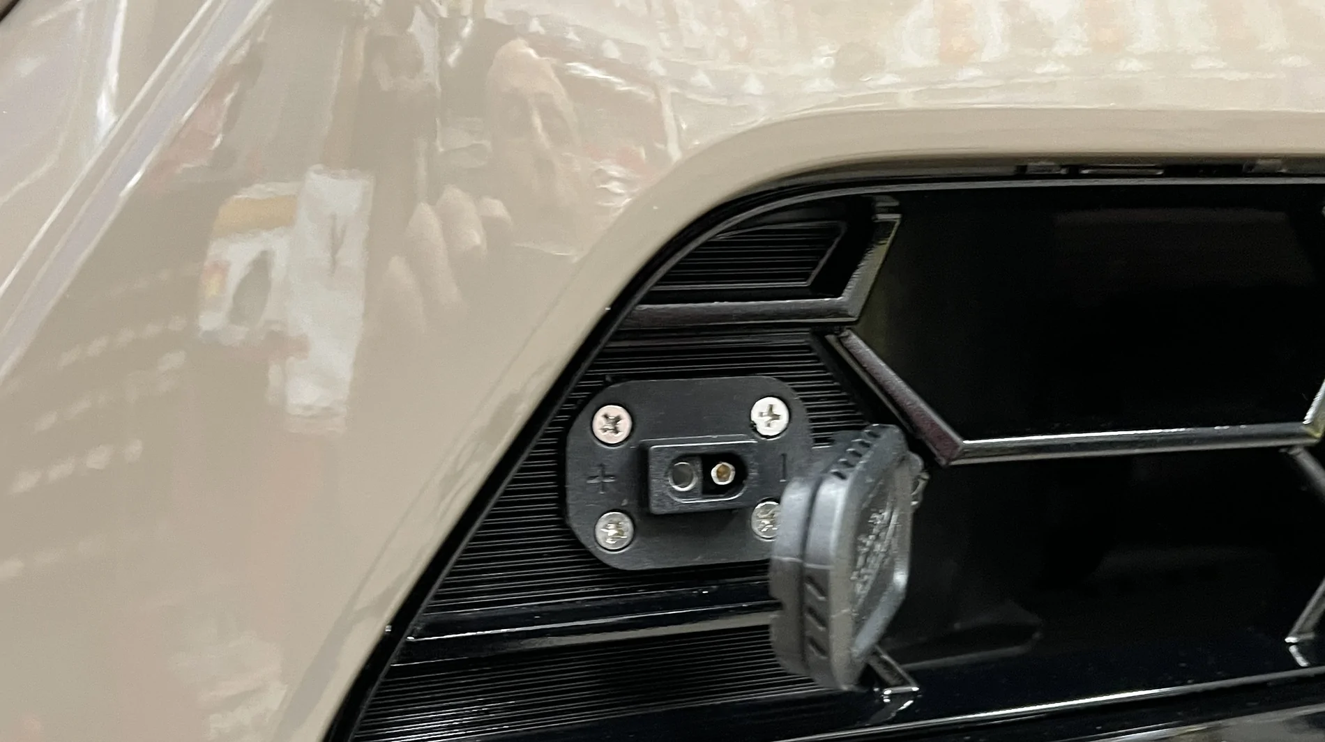 2025 4runner 6th gen Battery Tender external receptacle install IMG_1863