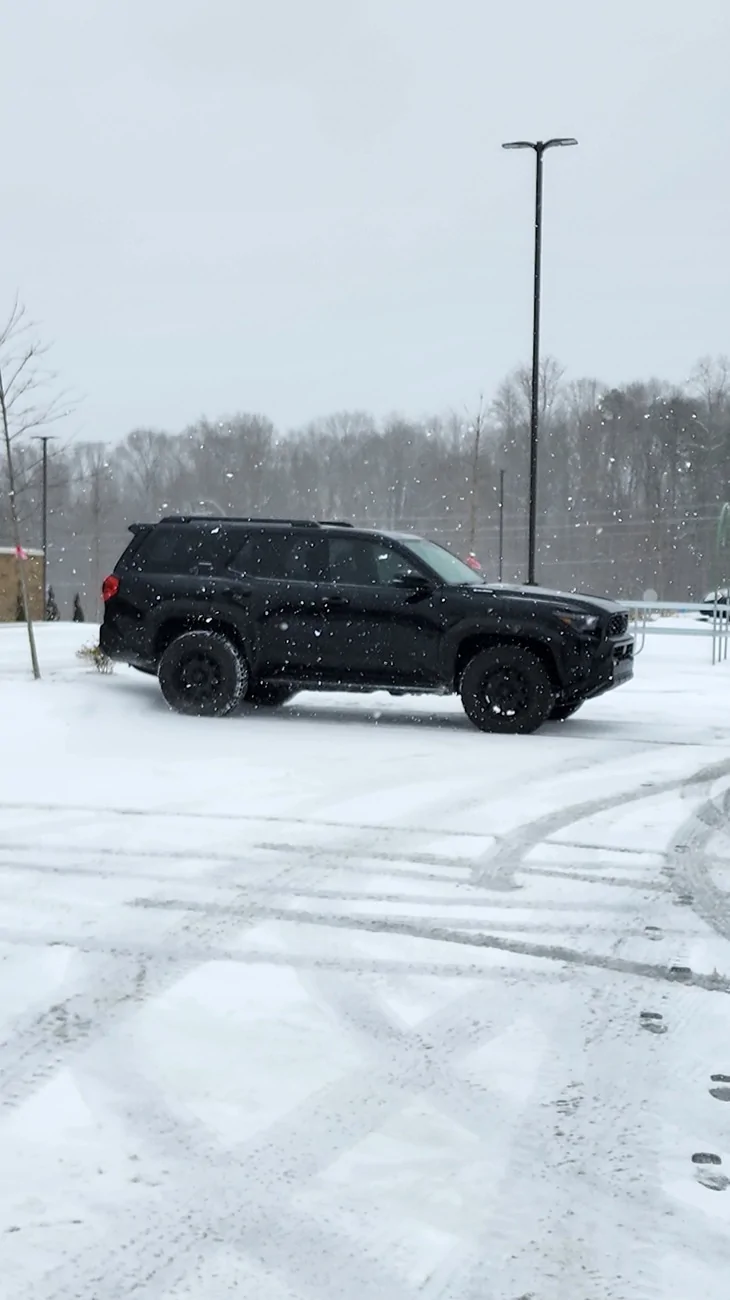 2025 4runner 6th gen Show your 6th gen 4Runner in the snow! ❄️ ⛄️ 1000008863