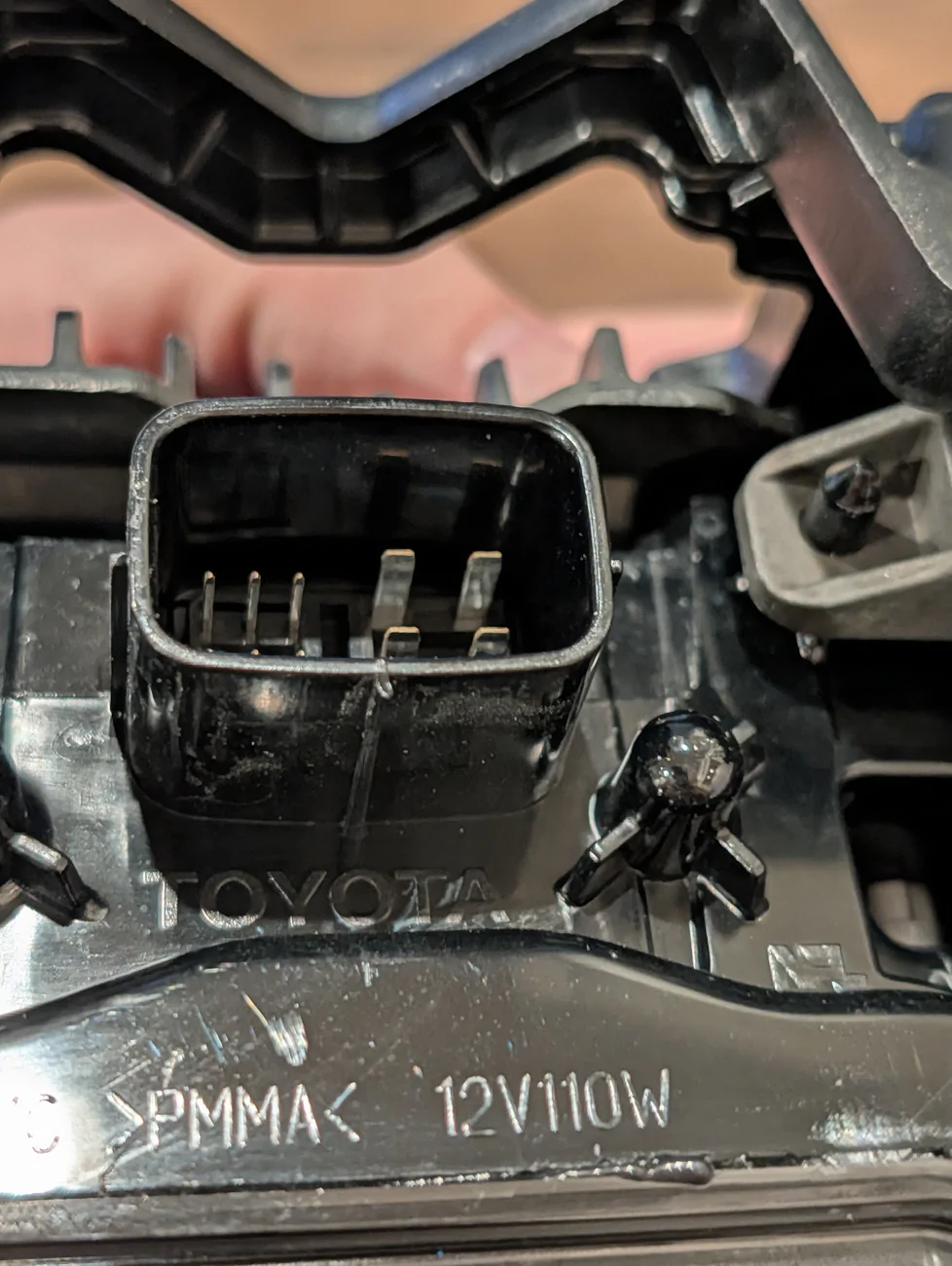 2025 4runner 6th gen TRD Pro/Trailhunter Heritage Grille Swap (Upper & Lower Grill) on SR5, with part numbers 826