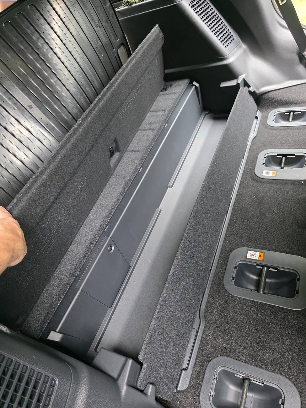 2025 4runner 6th gen Hybrid Rear Storage Compartments - Please Help IMG_1608.JPG