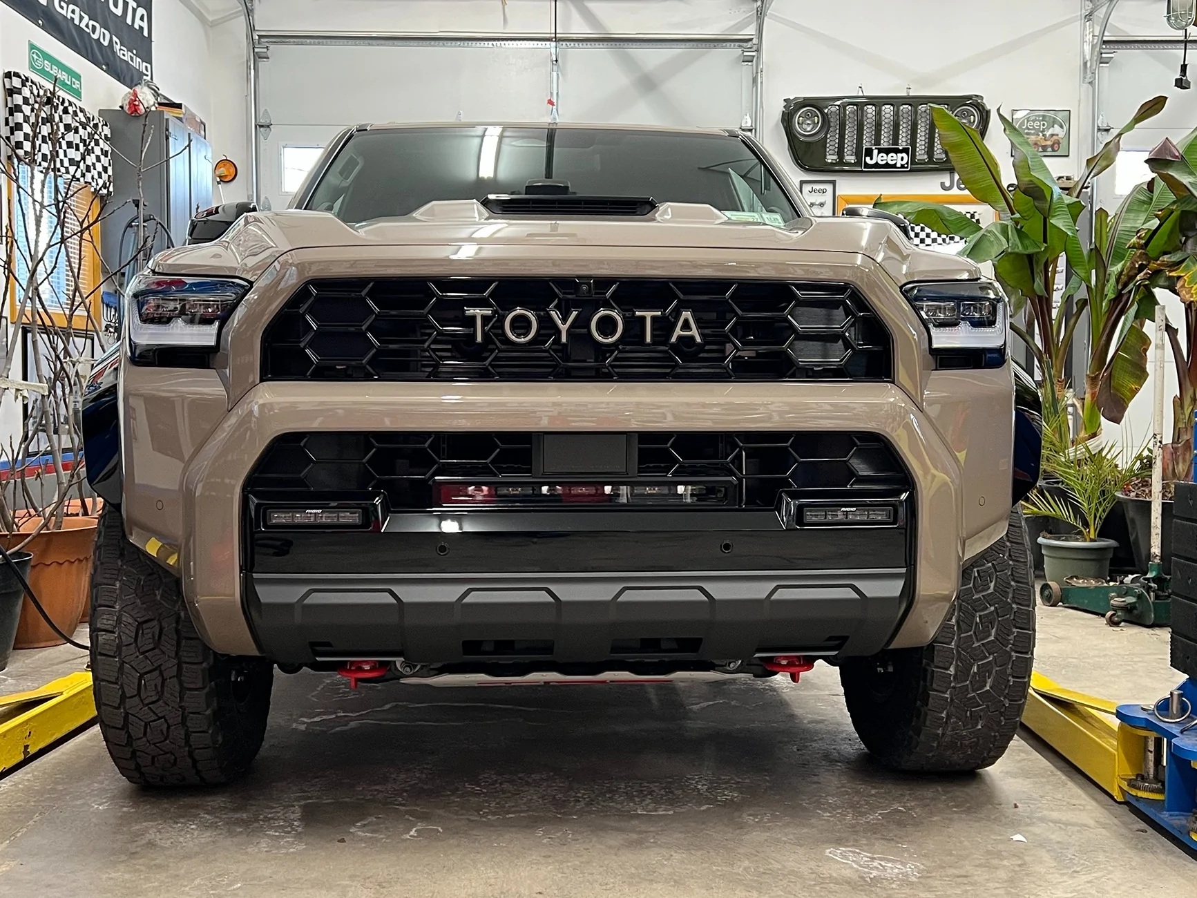 2025 4runner 6th gen Budget Tow Hooks? IMG_1453