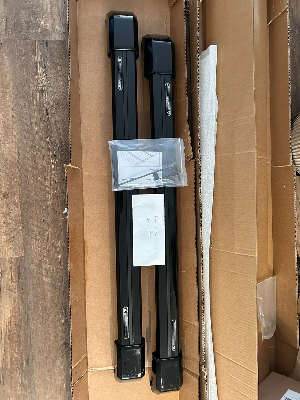 2025 4runner 6th gen WTS - OEM Cross Bars $150 + Shipping IMG_1638