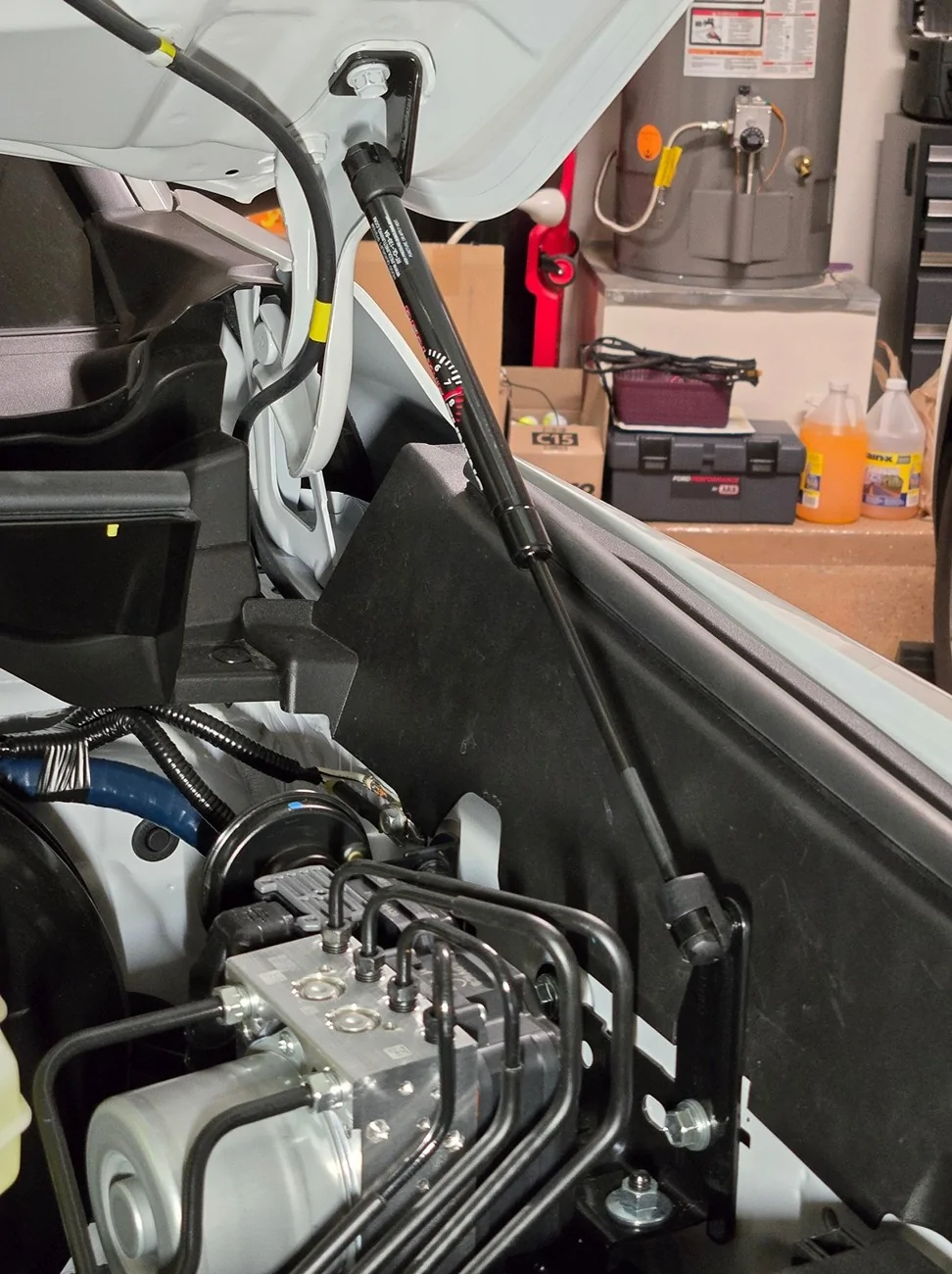 2025 4runner 6th gen Redline Tuning Hood Struts Installed on 2026 ORP Redline Tuning Hood Struts 3