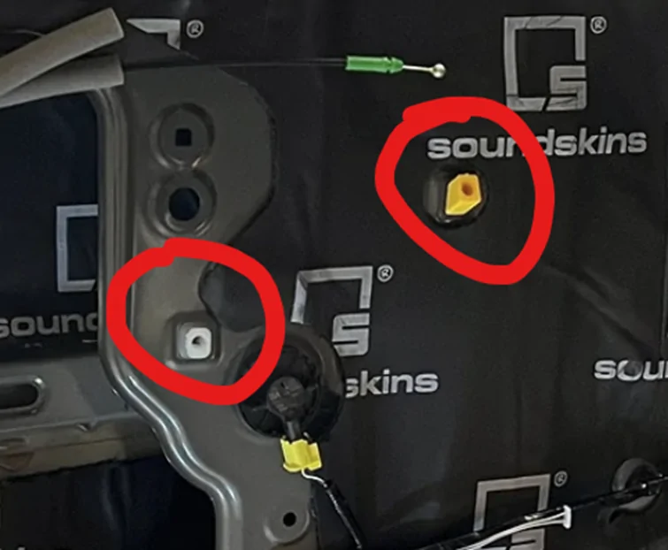 2025 4runner 6th gen Widow Door rattle / vibration source when playing music and how to actually fix door rattle permanently 1770747209564-e9