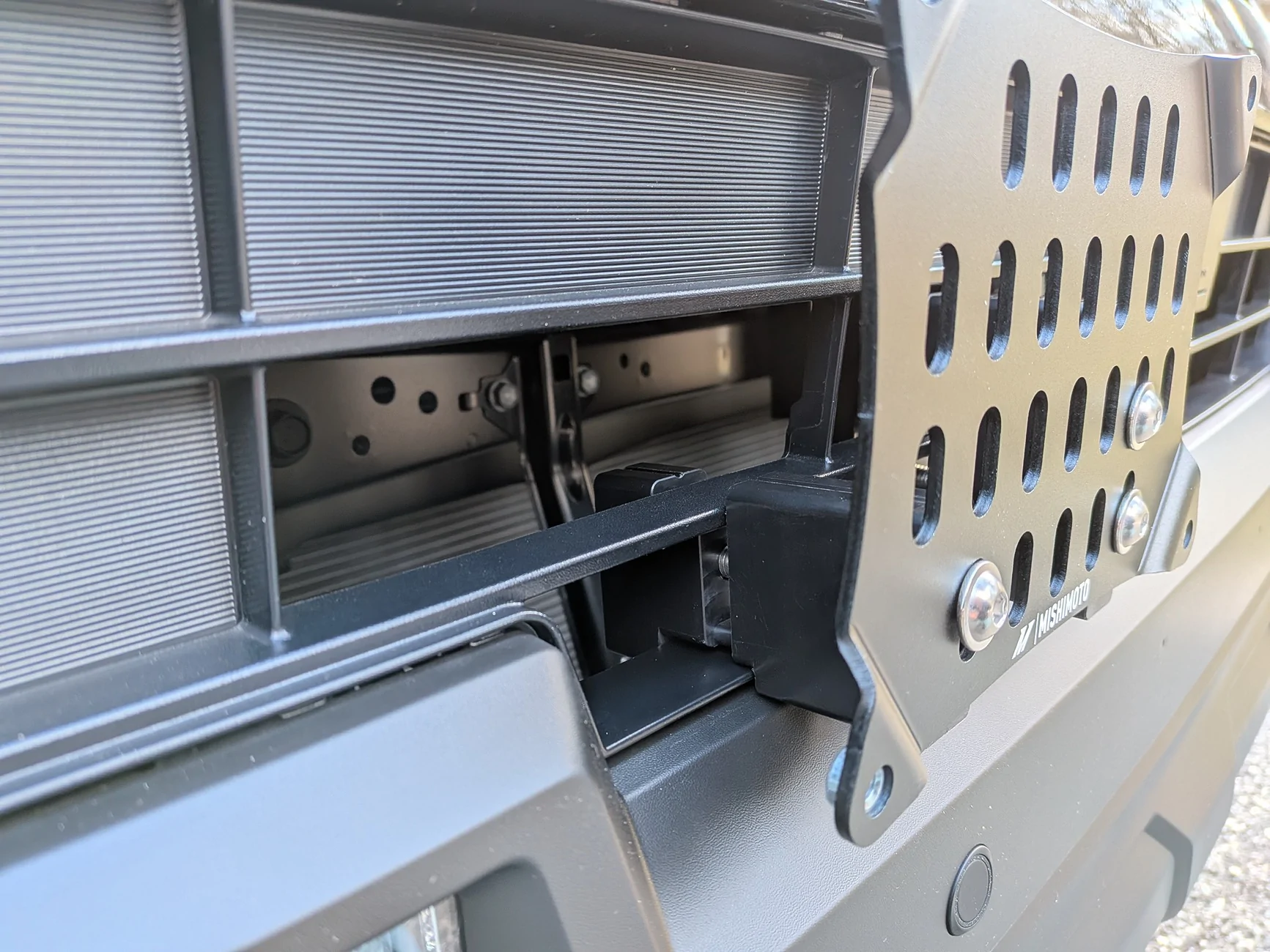 2025 4runner 6th gen Front License plate holder (no-drill options)? PXL_20251207_170150532.RAW-01.COVER