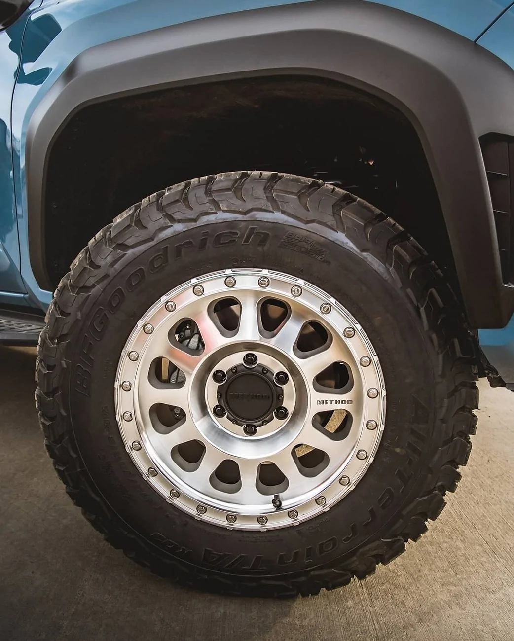 2025 4runner 6th gen Heritage Blue ORP build with Ironman Phase II Level Lift Kit, Method 315 +18 Offset, BFG KO3 275/70/18 + Audio Mods 628757978_10240063347819083_7767480212896551760_n