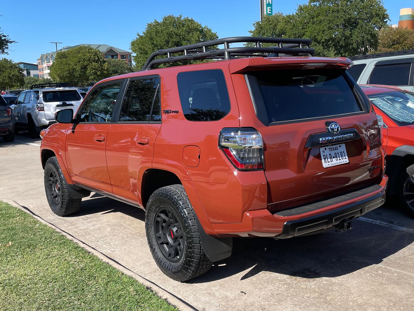 2025 4runner 6th gen New TERRA color photos in full sun -- on 2024 4Runner TRD Pro example Tera Color Tacoma 4Runner
