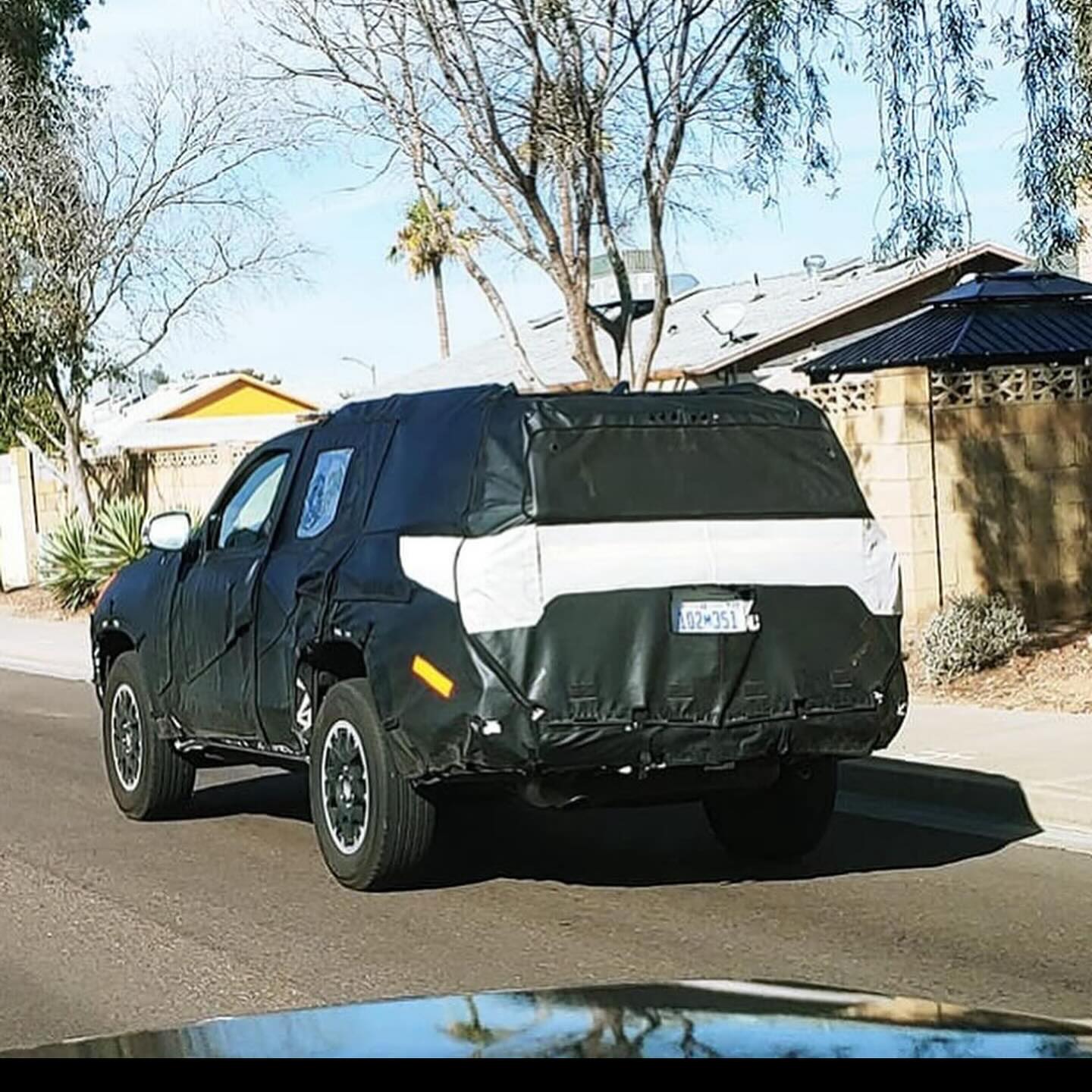 2025 4runner 6th gen 2025 4Runner spotted in Arizona near Toyota Proving Grounds (2/15/24) Spy shot 2025 toyota 4runner 6th gen prototype