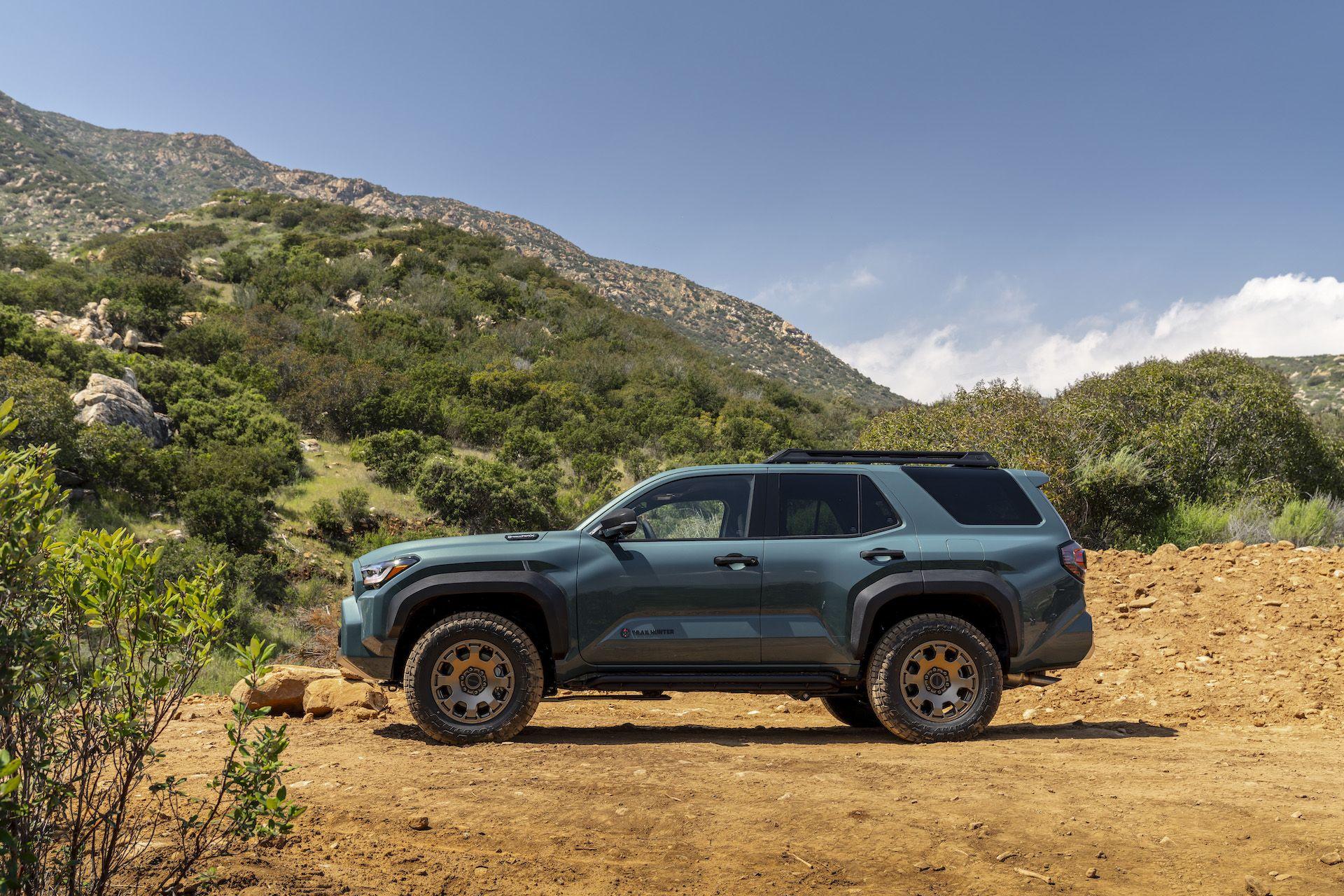 2025 4runner 6th gen Photos: Everest color 2025 4Runner TRAILHUNTER 2025-toyota-4runner-trailhunter-102-jpg-661561cf9a8ef