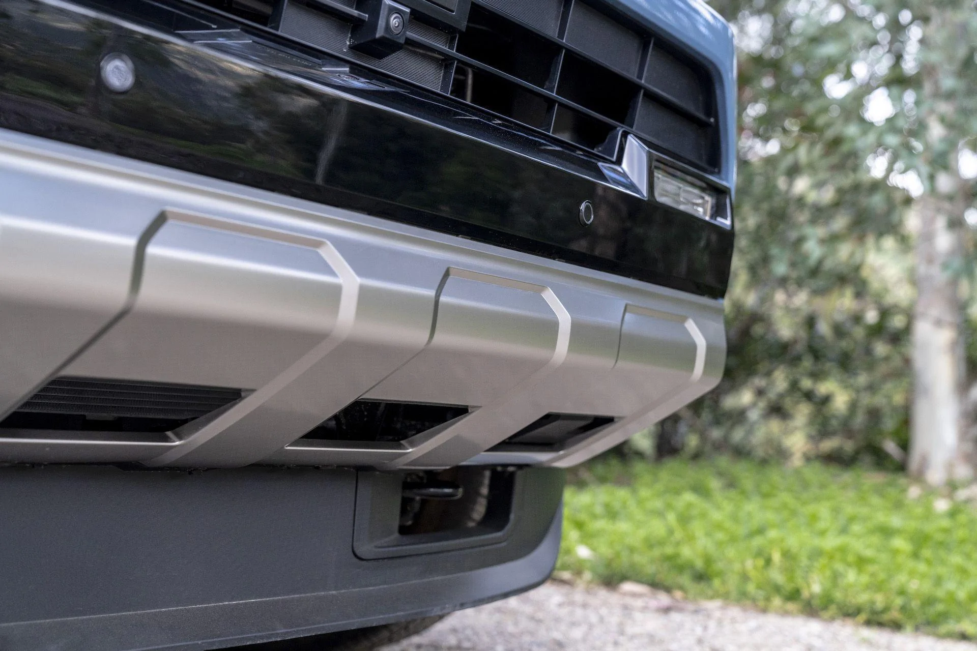 2025 4runner 6th gen Photos: 2025 4Runner LIMITED (Interior, Cargo Space, Exterior) in Heritage Blue color 2025-toyota-4runner-limited-102-jpg-66156208b157a