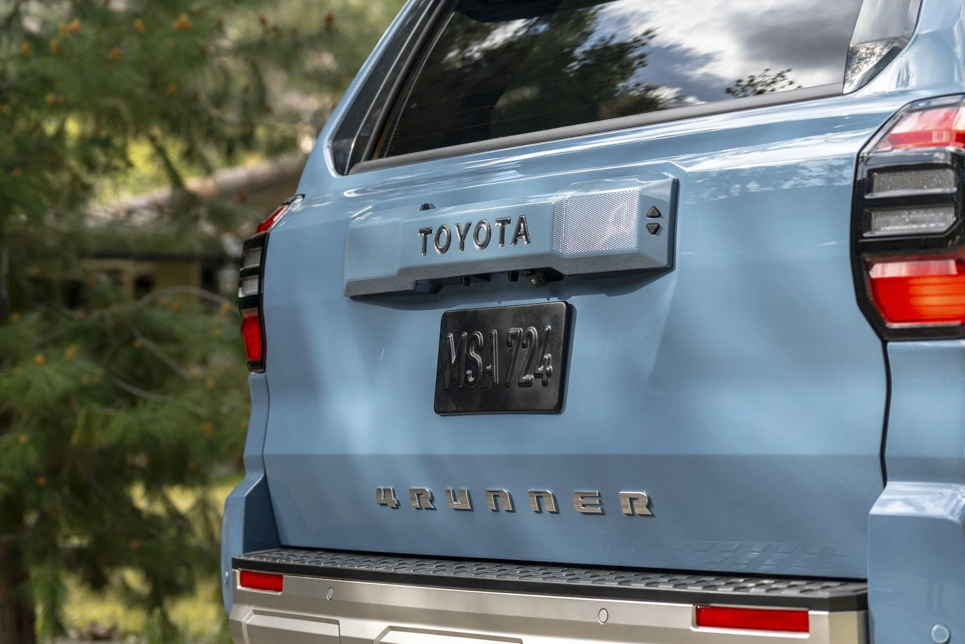 2025 4runner 6th gen Photos: 2025 4Runner LIMITED (Interior, Cargo Space, Exterior) in Heritage Blue color 2025-toyota-4runner-limited-110-jpg-66156208babea