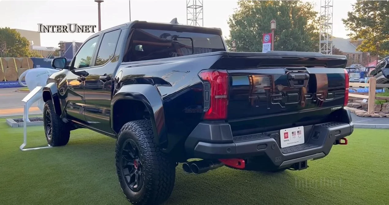 2025 4runner 6th gen Fun colors for 2025 4Runner TRD PRO, Trailhunter, Platinum Trims -- previews & slideshow 2024 TACOMA TRD PRO BLACK 2