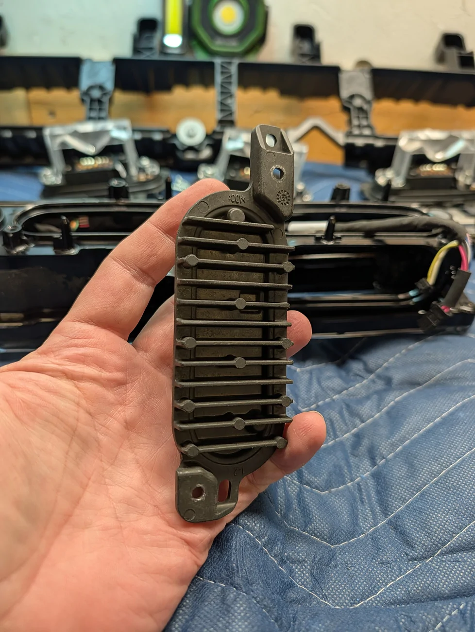 2025 4runner 6th gen Retrofitting factory Trailhunter / Pro Grill and Light Bar onto lower trims 1771464041869-4j