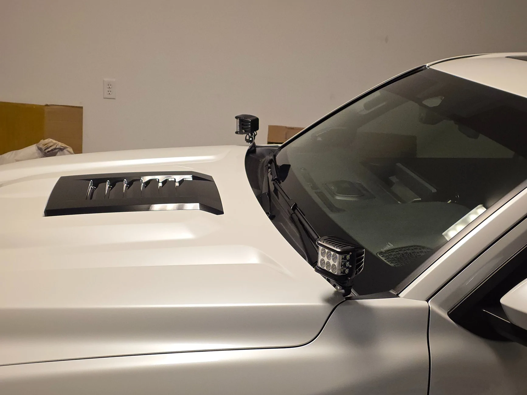 2025 4runner 6th gen Cali Ditch lights + Redline Hood Struts? 20260215_133634