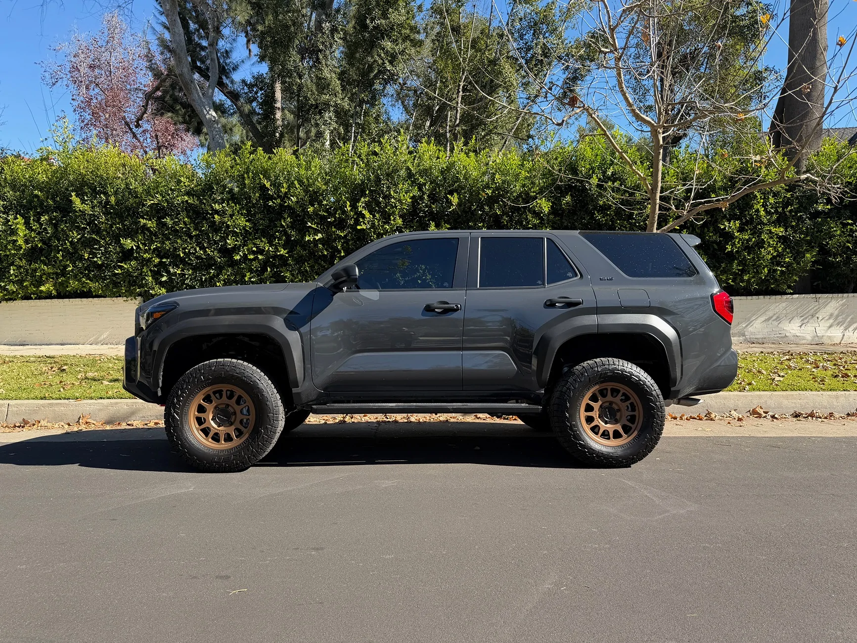 2025 4runner 6th gen Underground SR5 build on OME MT64 3" front / 2" rear,  Method 703 +35 offset, Falken WildPeak AT4W 285/70/17, Katzkin leather seats Underground SR5 build on OME MT64 3%22 front : 2%22 rear, Method 703 +35 offset, Falken WildP