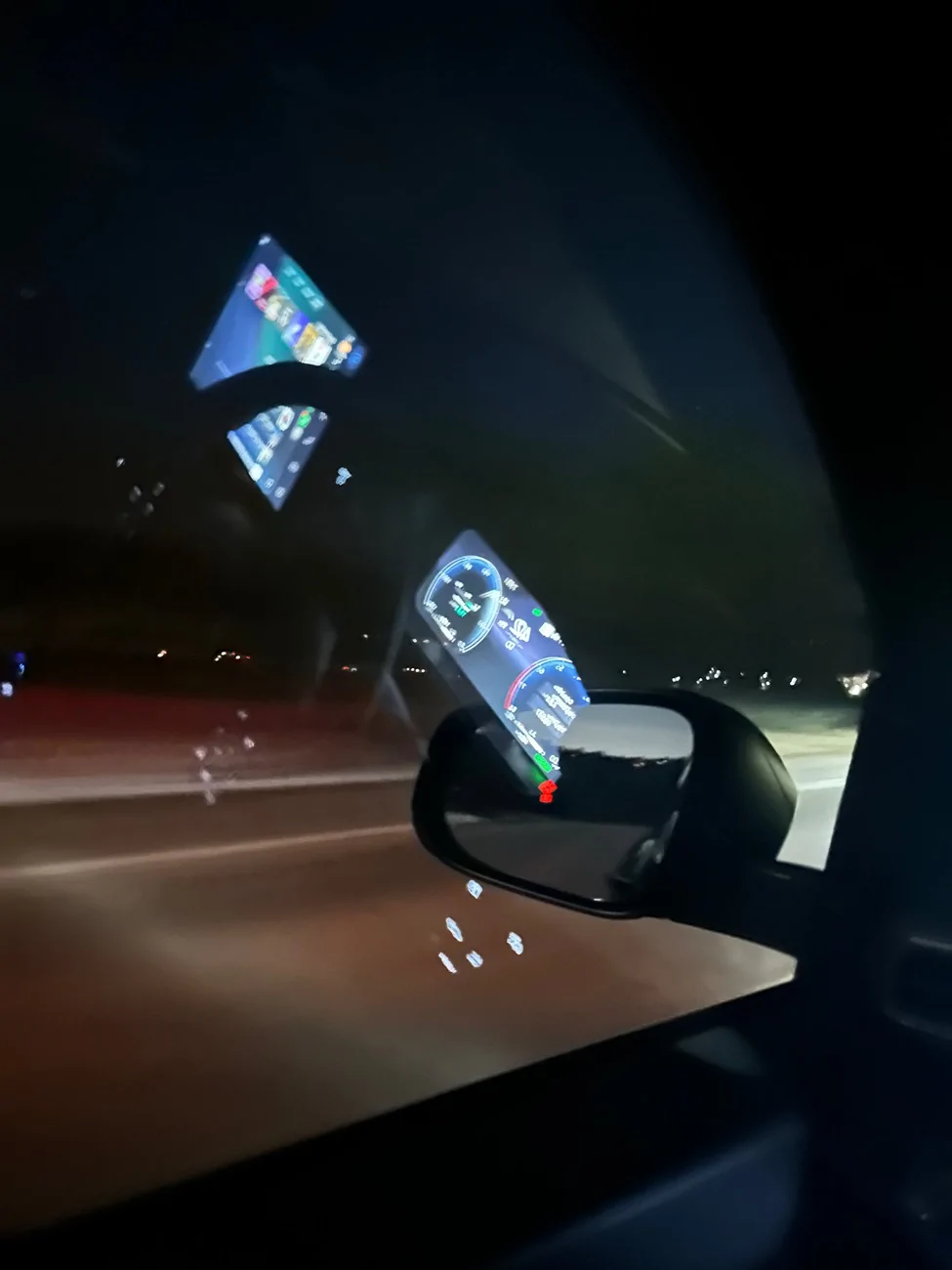 2025 4runner 6th gen Serious night time glare on Driver's side window/mirror IMG_7097