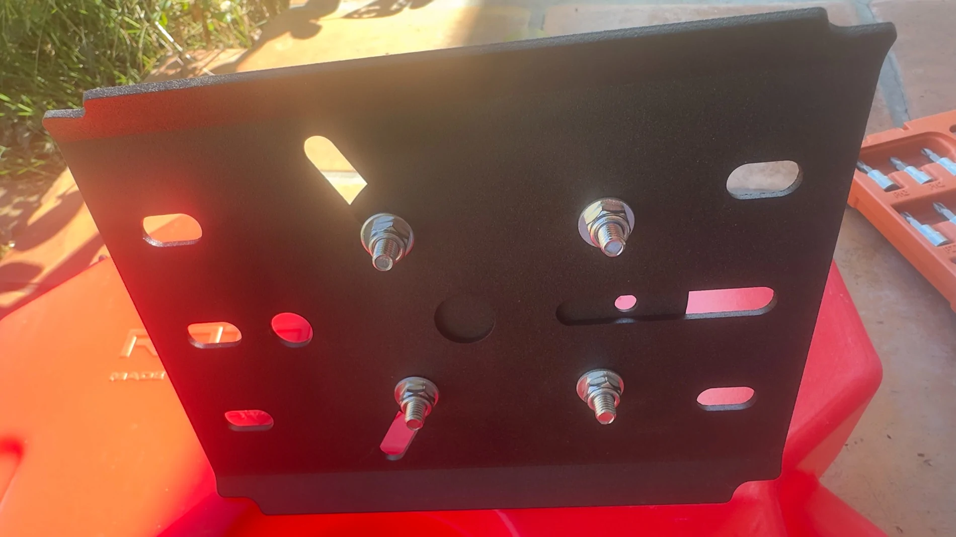 2025 4runner 6th gen Exterior MOLLE Panels compatible with stock Trailhunter Roof Rack IMG_4229