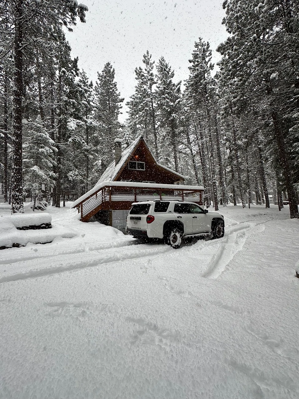 2025 4runner 6th gen Bronze Method MR318 wheels + 275/70/18 Falken Wildpeak AT4 tires on the OR TuRD IMG_2915