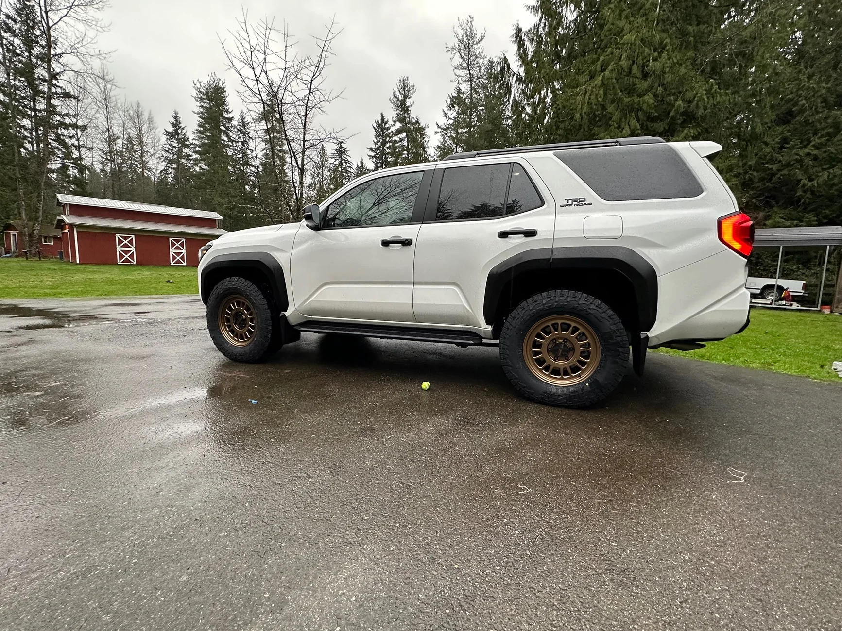 2025 4runner 6th gen Bronze Method MR318 wheels + 275/70/18 Falken Wildpeak AT4 tires on the OR TuRD IMG_2882