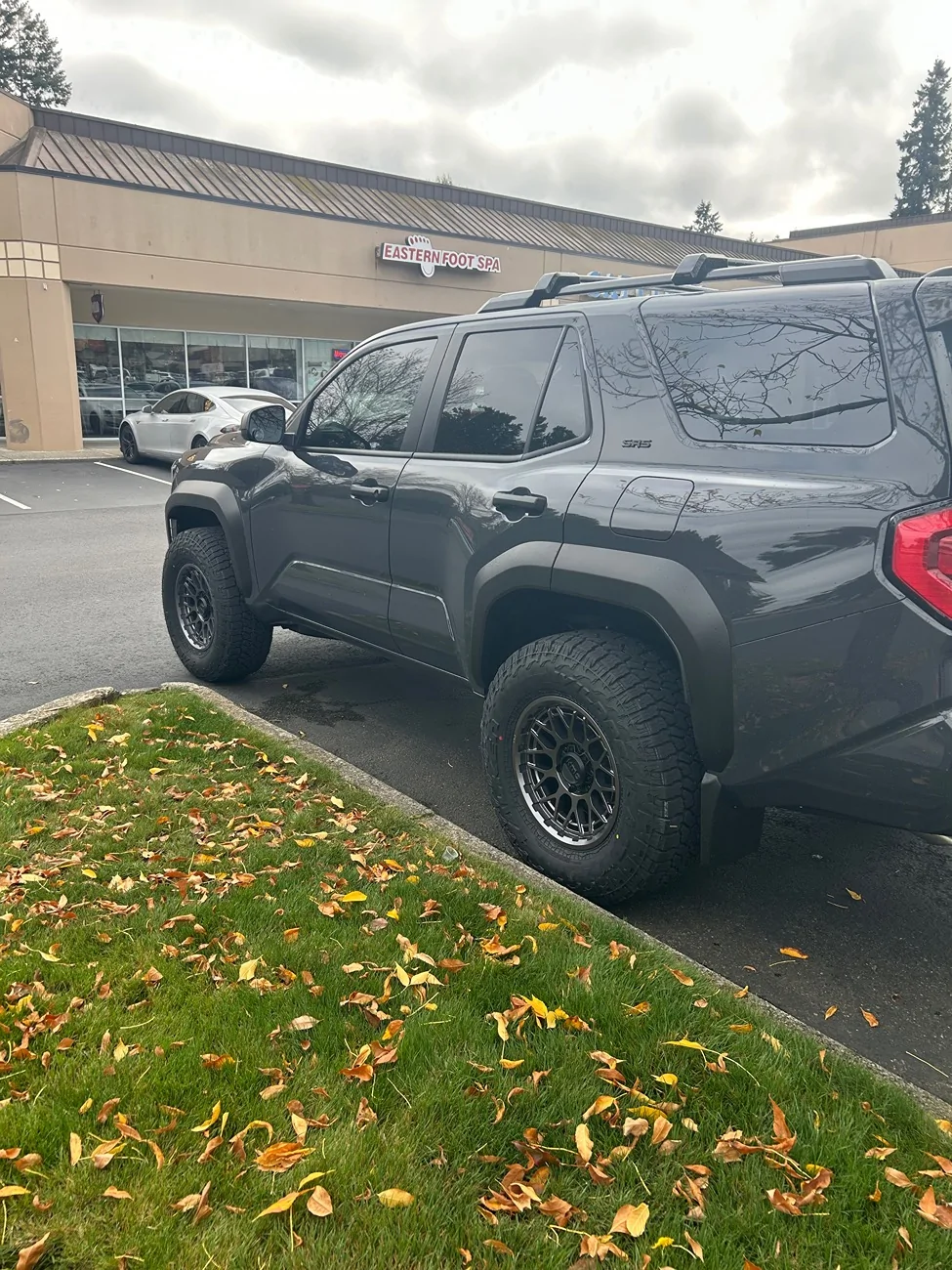 2025 4runner 6th gen New mudflaps or fenders? IMG_5384