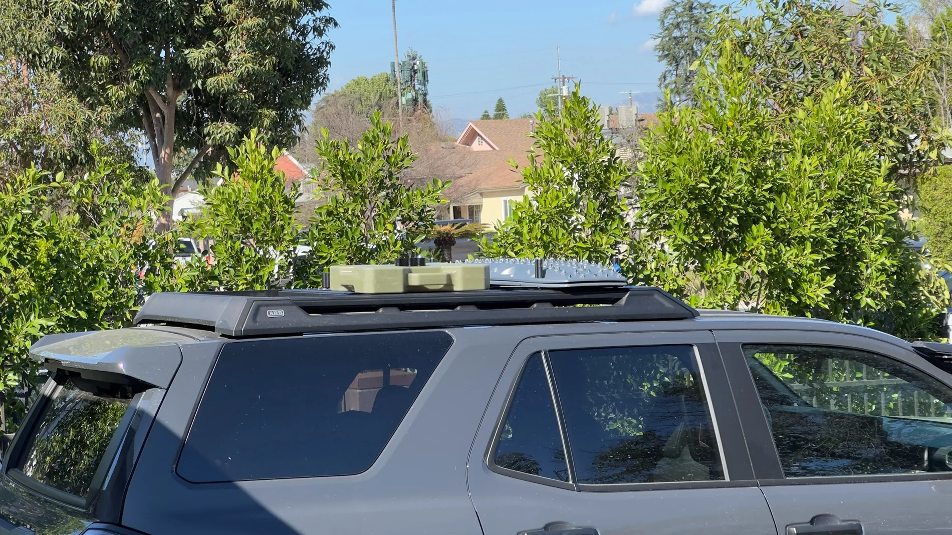 2025 4runner 6th gen Exterior MOLLE Panels compatible with stock Trailhunter Roof Rack IMG_4267