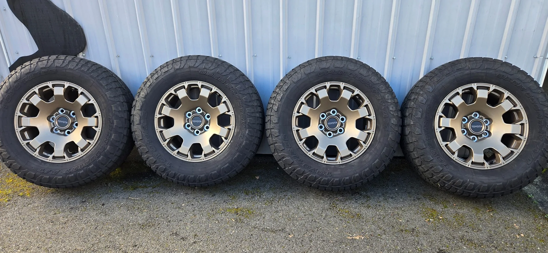 2025 4runner 6th gen Trailhunter Wheels and Tires 20260226_142242