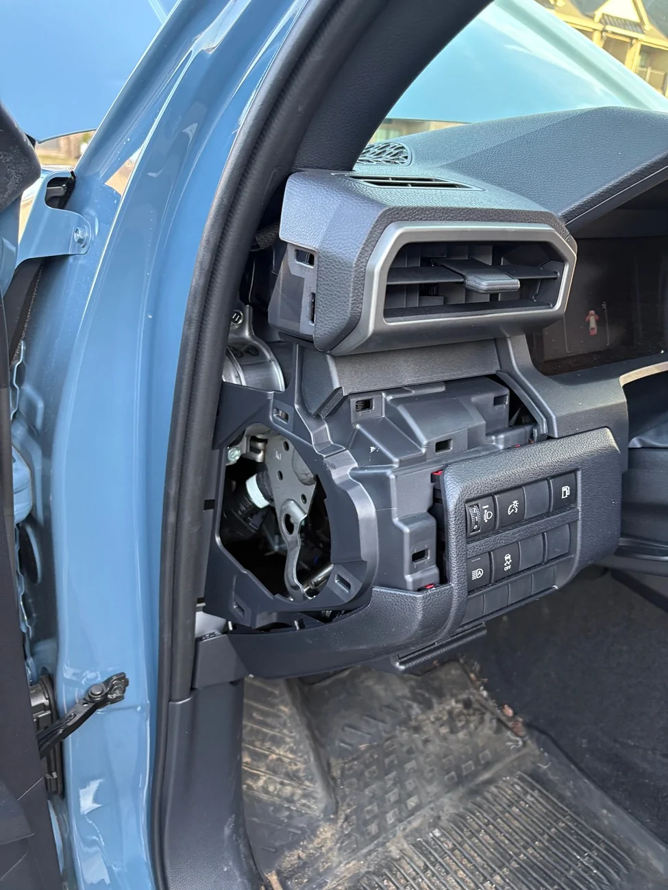 2025 4runner 6th gen Auxbeam 8 Gang Switch Panel - Detailed Installation (DIY How-To) IMG_2662