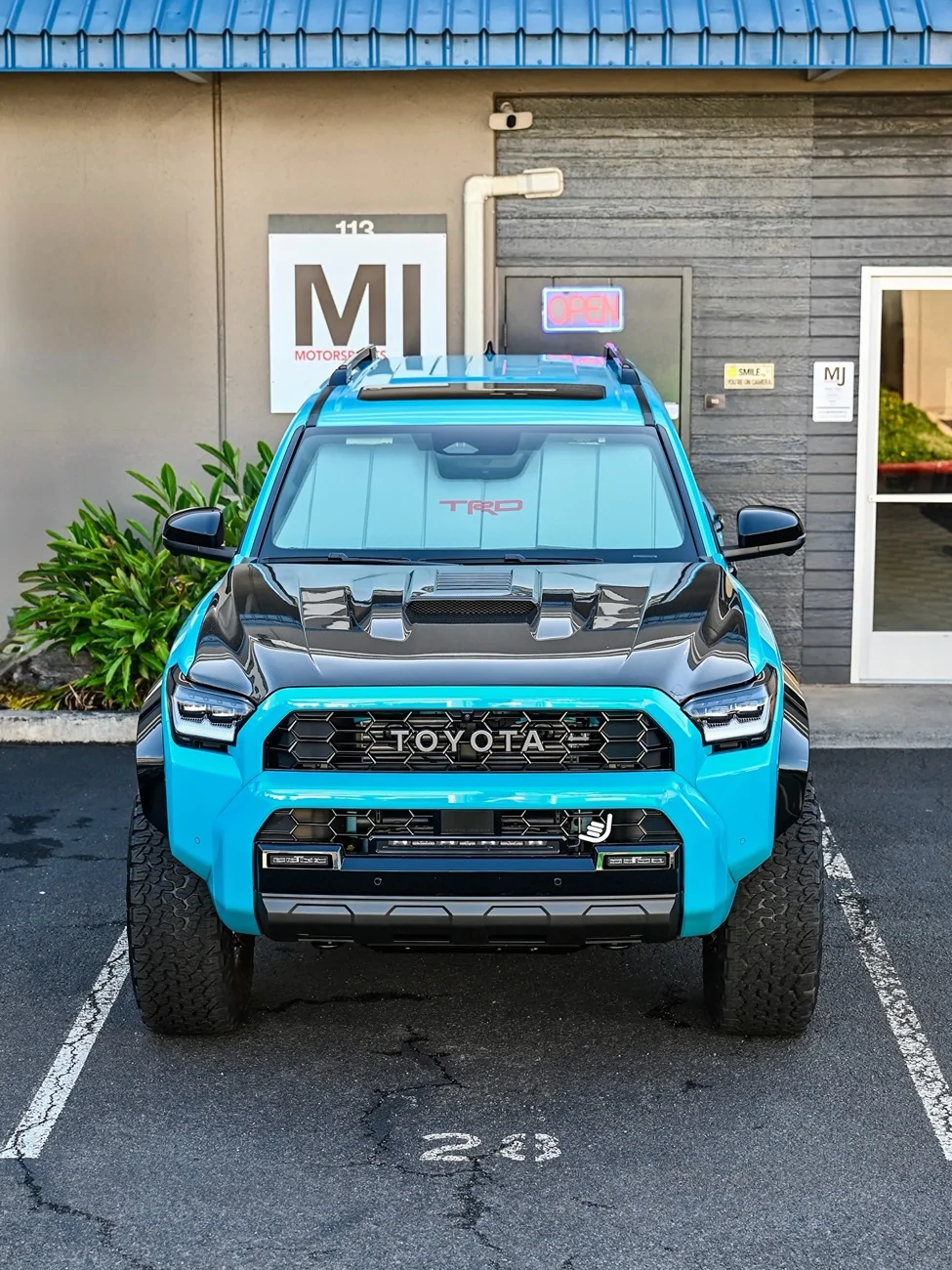 2025 4runner 6th gen Wave Maker 4Runner TRD Pro w/ Seibon Carbon Fiber Hood TS Wave Maker 4Runner TRD Pro w: Seibon Carbon Fiber Hood TS