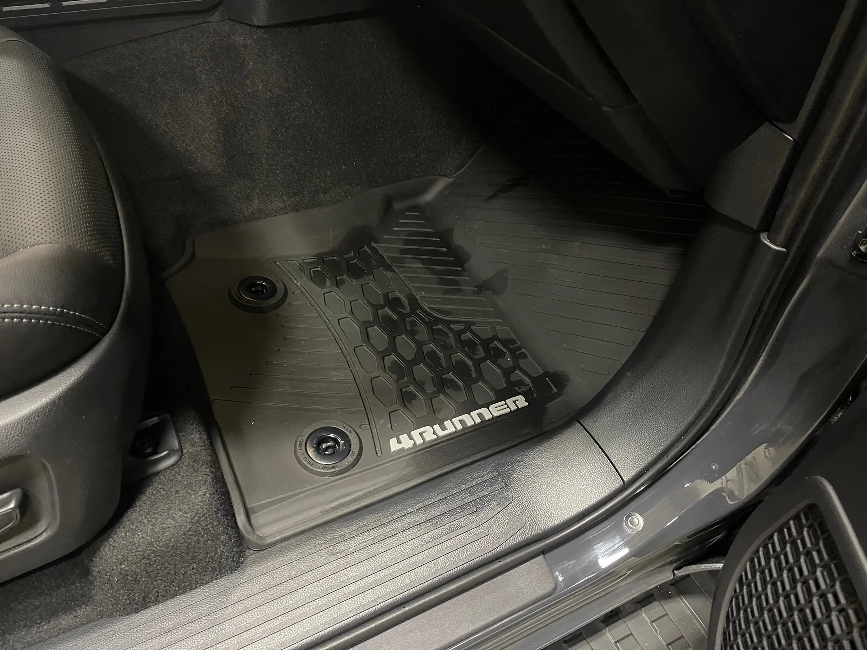 2025 4runner 6th gen Original 4Runner winter mats IMG_6698