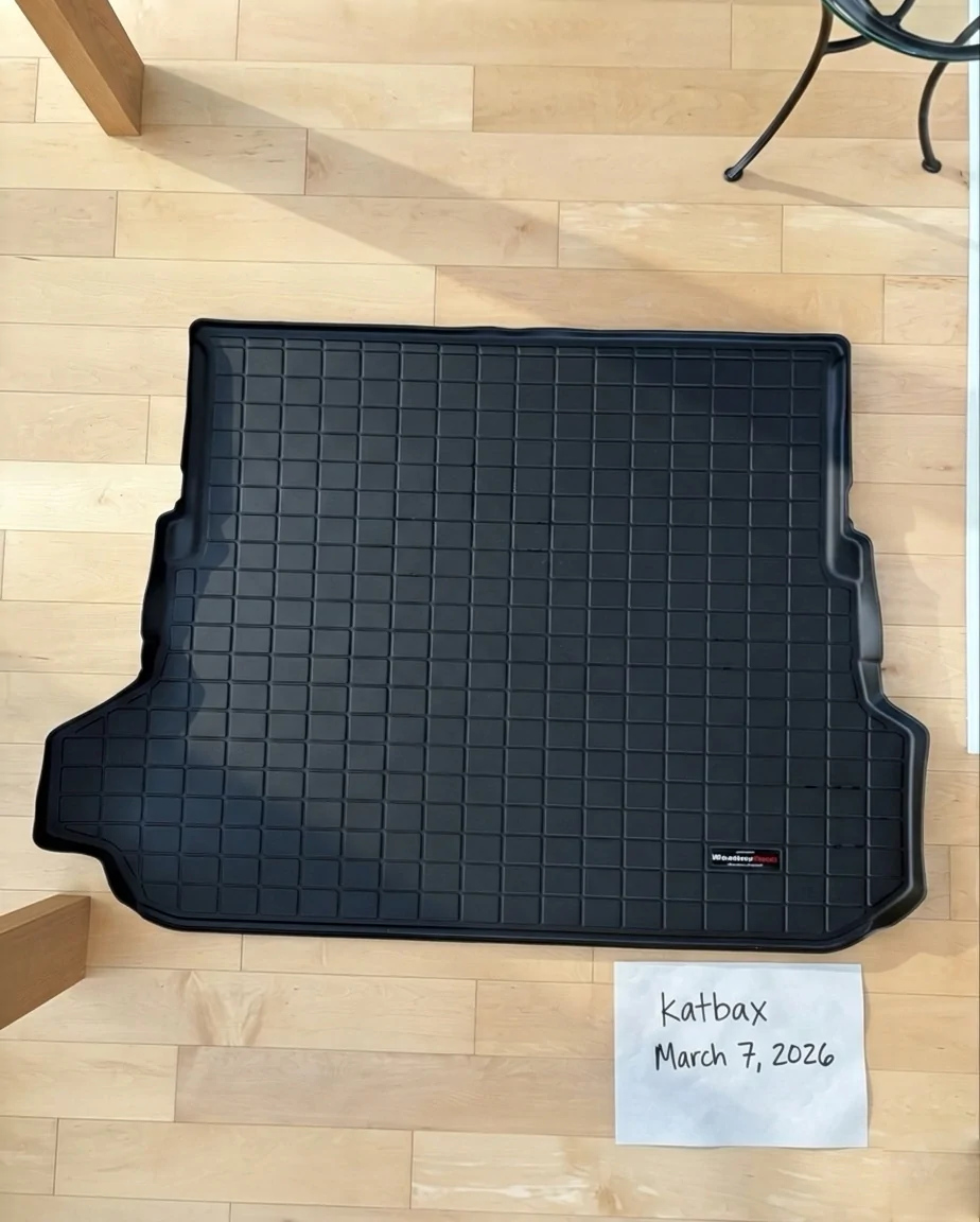 2025 4runner 6th gen WeatherTech All-Weather Cargo Mat (7-Seat / Third Row Option) – $215 CAD OBO IMG_2093