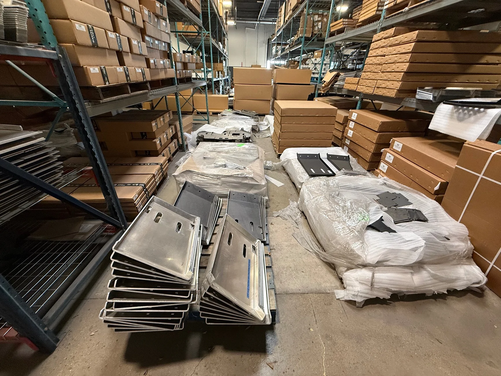 2025 4runner 6th gen Cali Raised Skid Plates, Rock Rails, Ditch Lights and Factory Tour IMG_4228