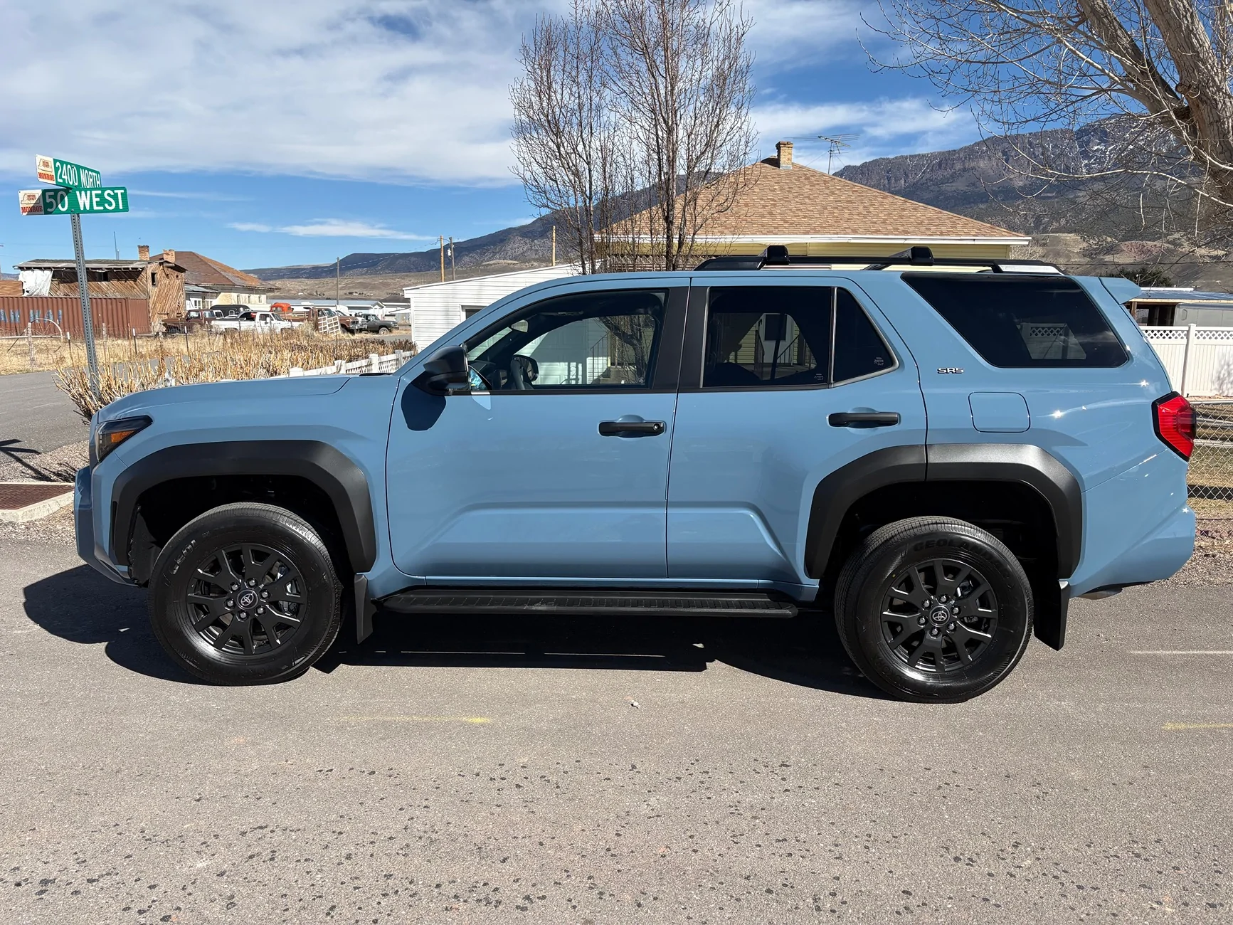 2025 4runner 6th gen Running Boards - Toyota OEM or aftermarket IMG_2980