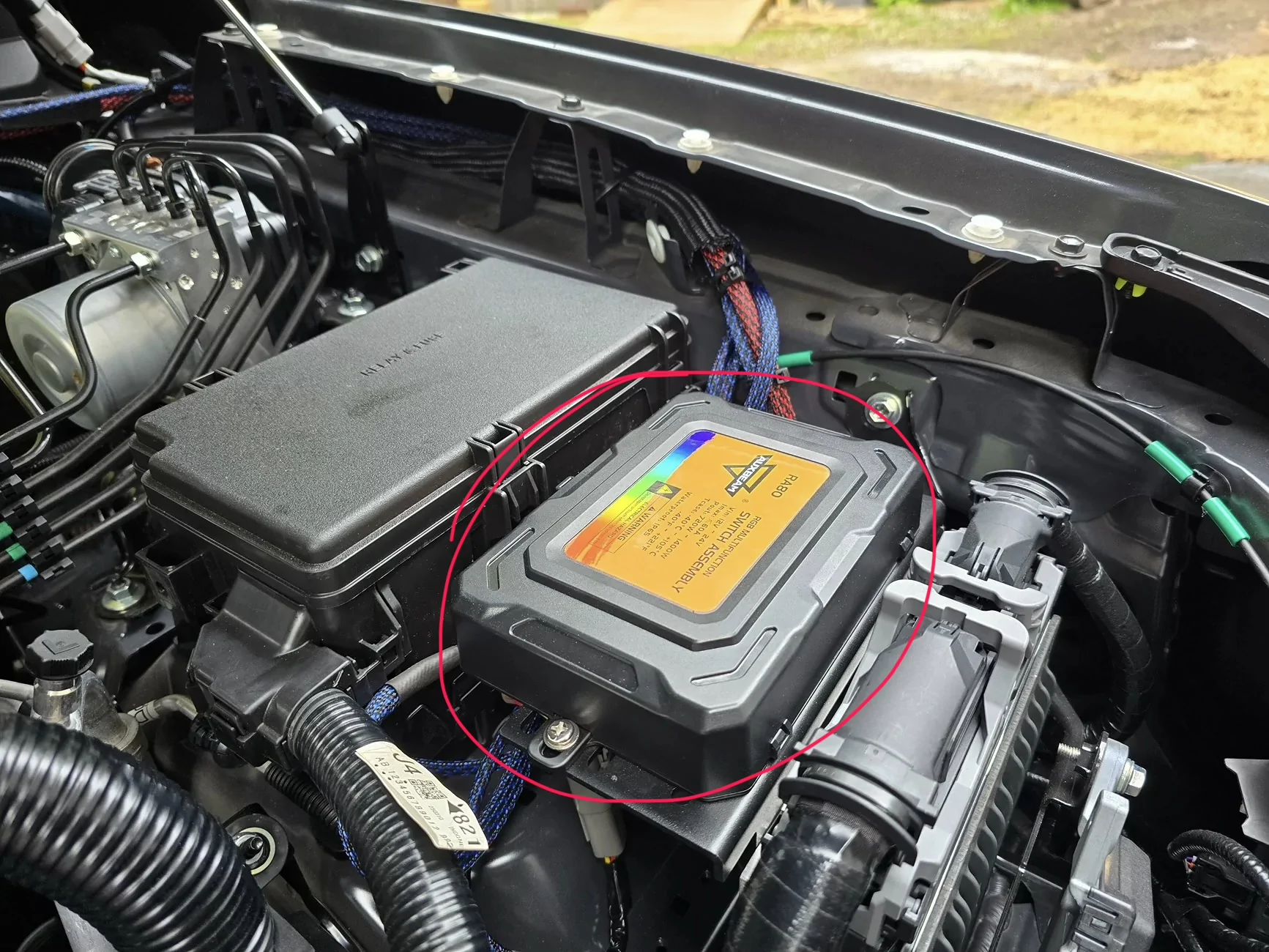 2025 2026 4runner 6th gen Installed: EKR seat covers, ditch lights, reverse lights kit, Auxbeam switch panel / relay box IMG_5079