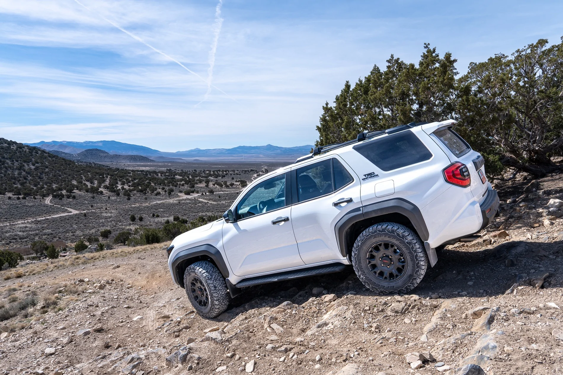 2025 4runner 6th gen ICE CAP WHITE Photos 4Runner 6th Gen (2025+) DSC02831-2