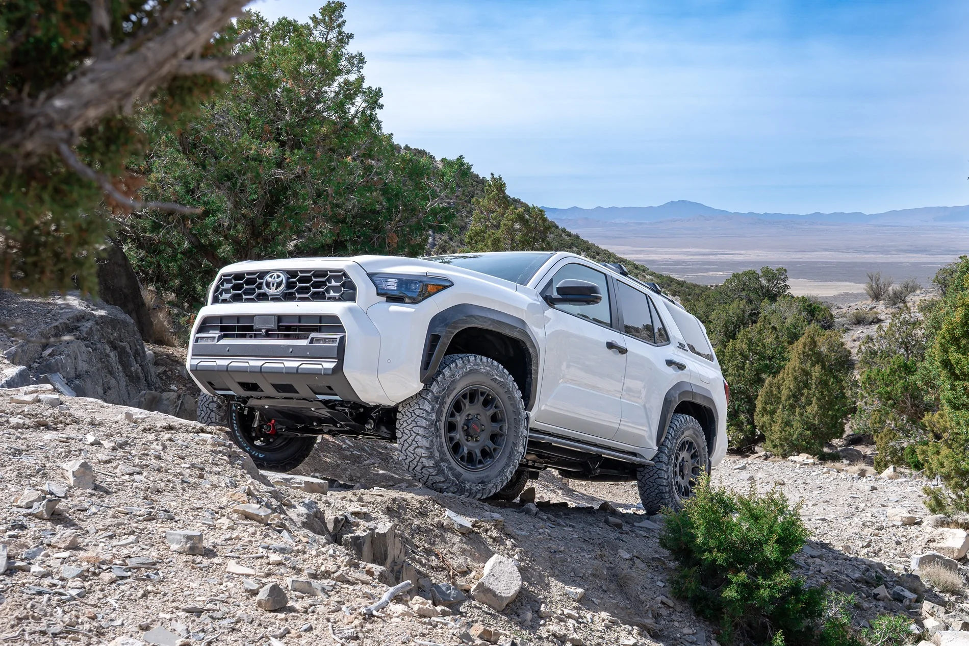 2025 4runner 6th gen ICE CAP WHITE Photos 4Runner 6th Gen (2025+) DSC02850-2