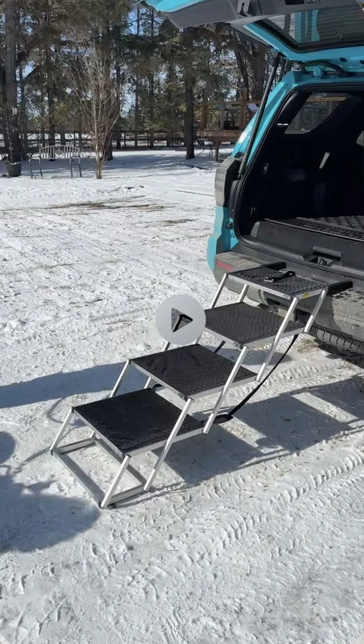 2025 4runner 6th gen New 4Runner not the best with dogs IMG_1514