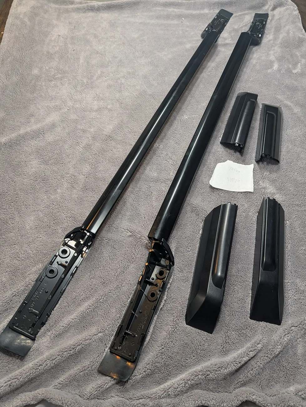 2025 4runner 6th gen For Sale Black Roof rails from ORP $50 PXL_20260318_173123680