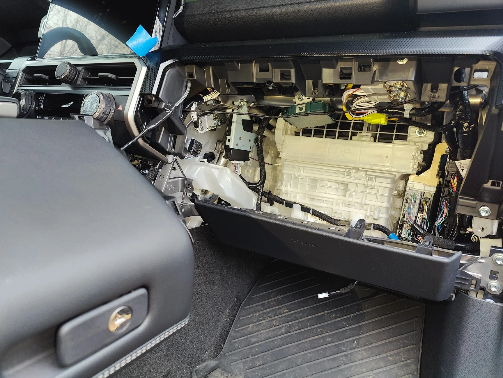 2025 4runner 6th gen 2025 4runner glove box removal IMG20260303164715