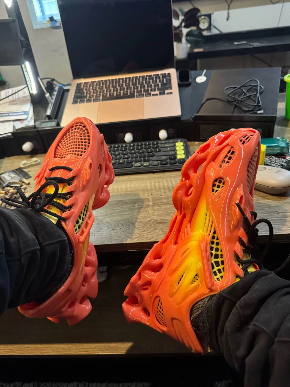 2025 4runner 6th gen Glove box latches to cure rattle (3D print) 1773921083919-r0