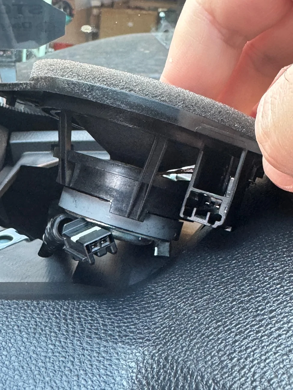 2025 4runner 6th gen Base audio system dash speaker wiring harness IMG_5897