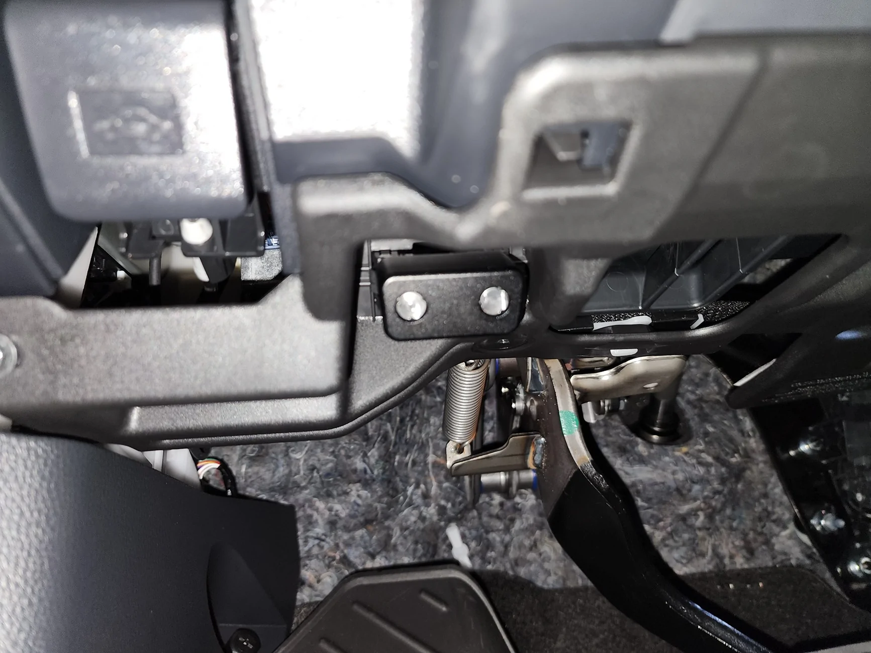 2025 2026 4runner 6th gen Stolen! Key fob cloning theft method used to steal 2025 4Runner 6th gen 20260321_181858