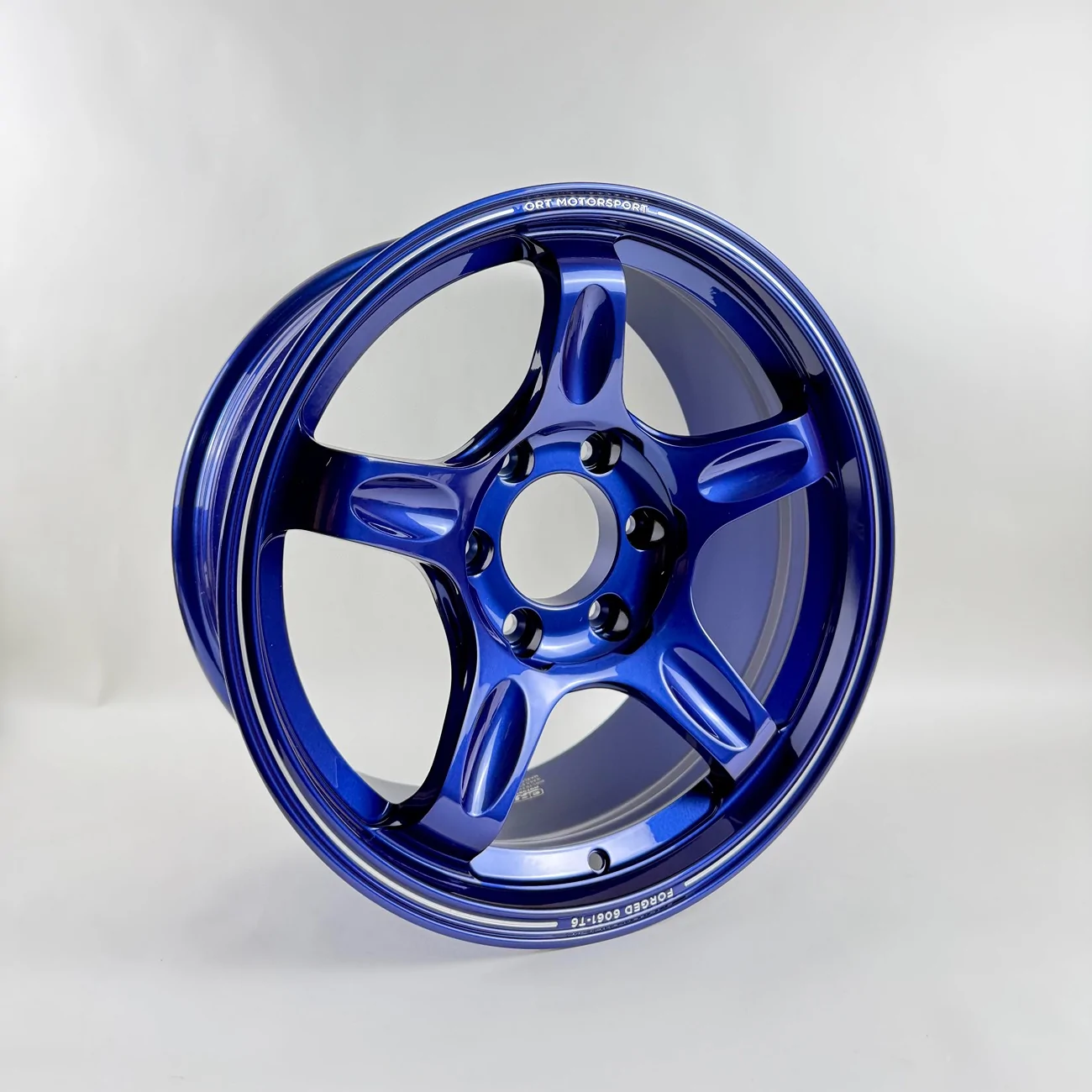 2025 4runner 6th gen Magnesium Blue ORT Forged wheels on Heritage Blue IMG_3505