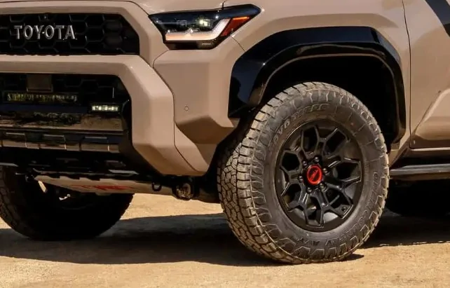 2025 4runner 6th gen Platinum...Pro? Build on King 2.5" shocks raised 3" front / 1" rear + TRD Pro Wheels + 285/70R18 AT4W prowheel