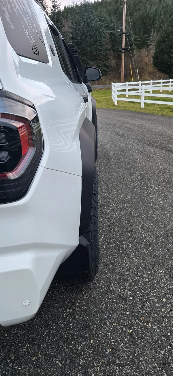 2025 4runner 6th gen DV8 Offroad Side Steps installed on Trailhunter 20260226_173859