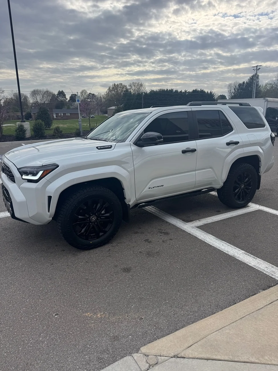 2025 4runner 6th gen New skins on the Platinum! Falken WildPeak AT4W in 275/60r20 IMG_2336