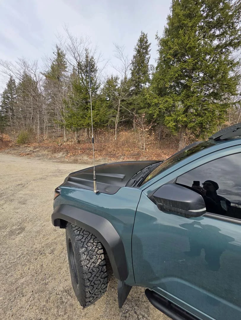 2025 2026 4runner 6th gen Has anyone wired a Ham radio yet? 20260401_154913