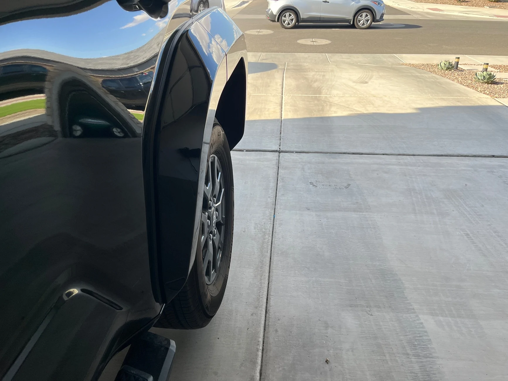 2025 4runner 6th gen RRW 17” 25mm Offset with 33” AT4W tires - rub on stock suspension? IMG_2759