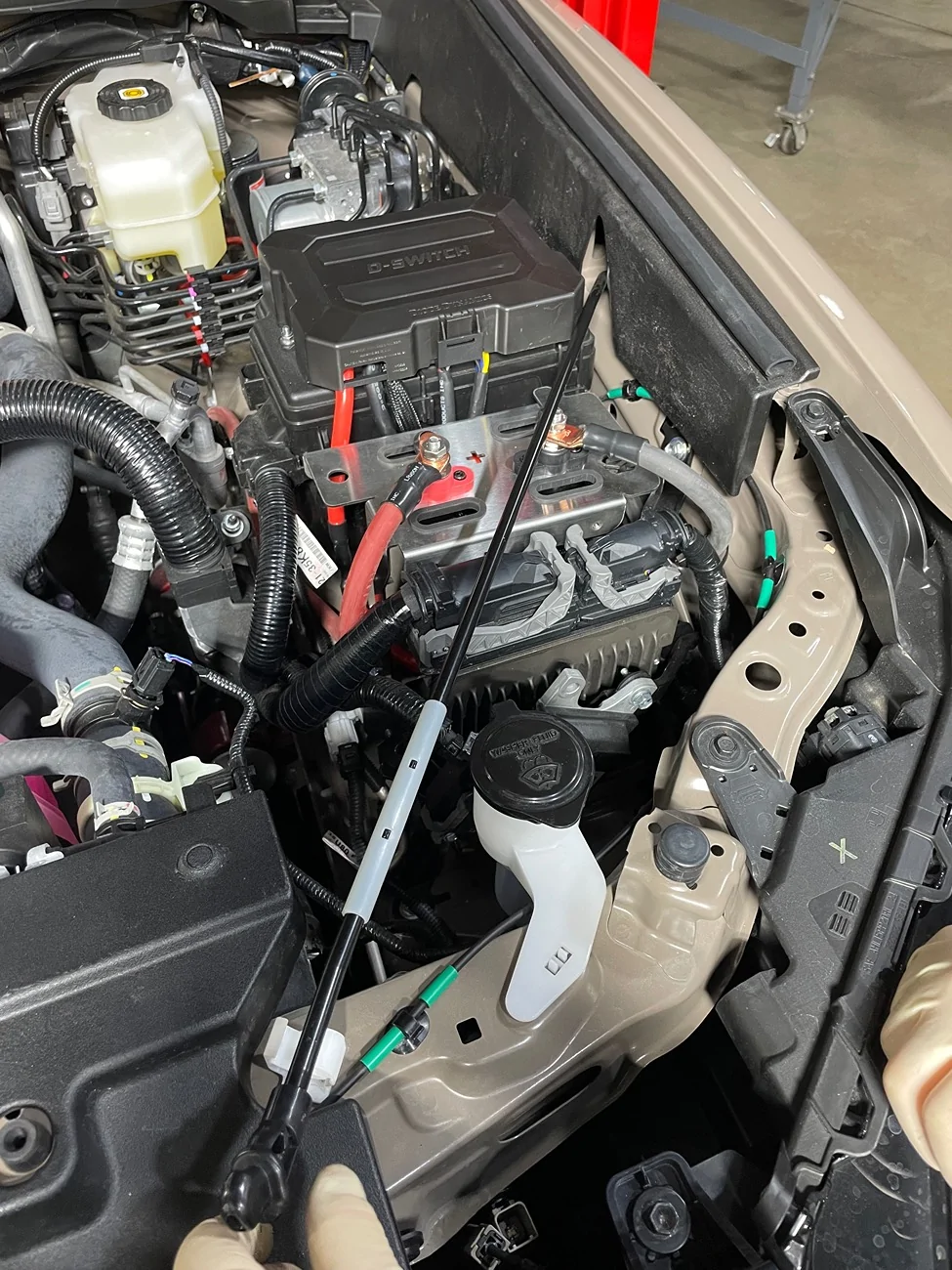 2025 4runner 6th gen Redline Tuning Gas Struts to Replace Hood Prop Rod IMG_0727