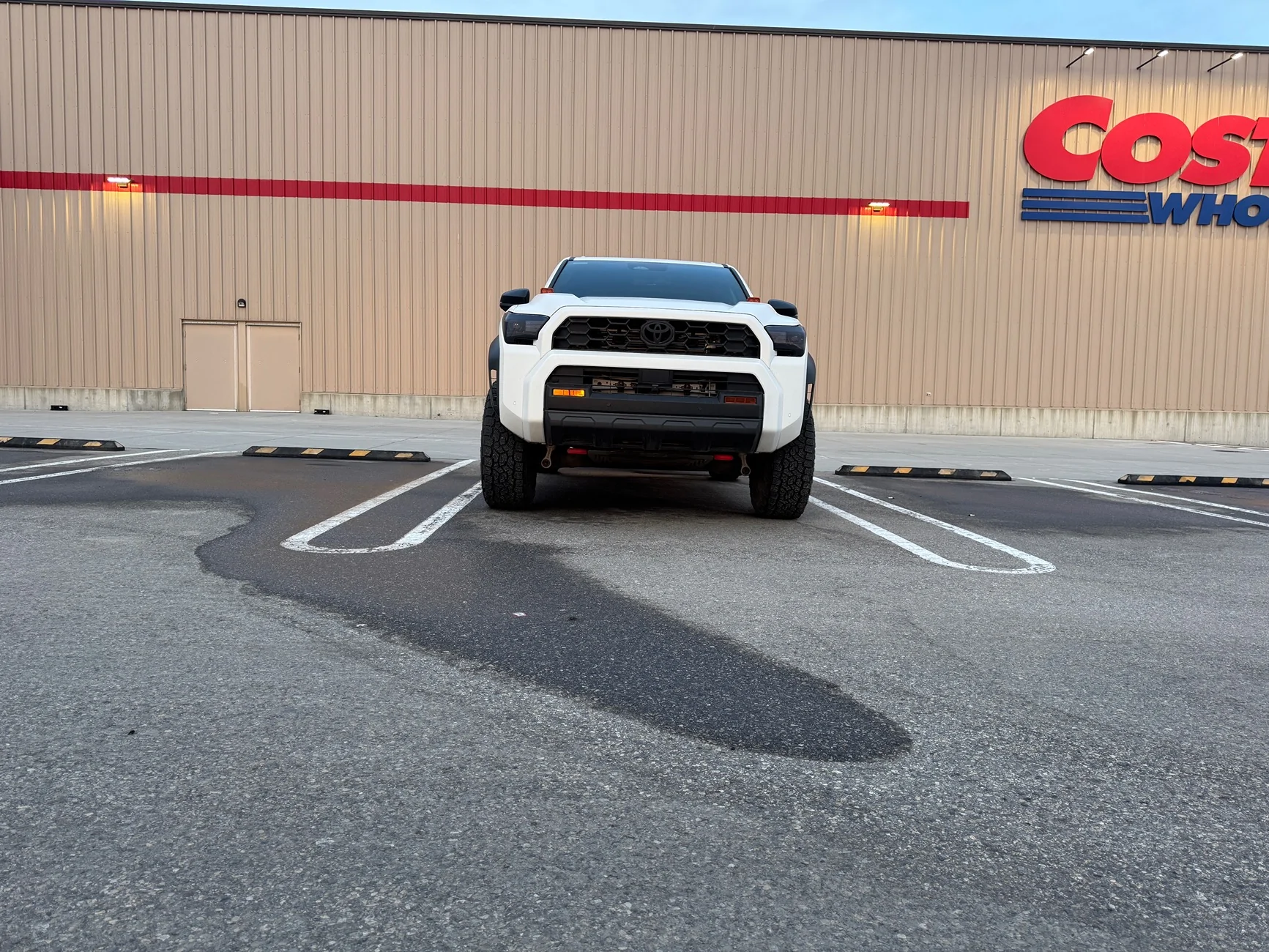 2025 4runner 6th gen Stormtrooper by Van-Solo 4R (TRD Off Road Hybrid) IMG_3042